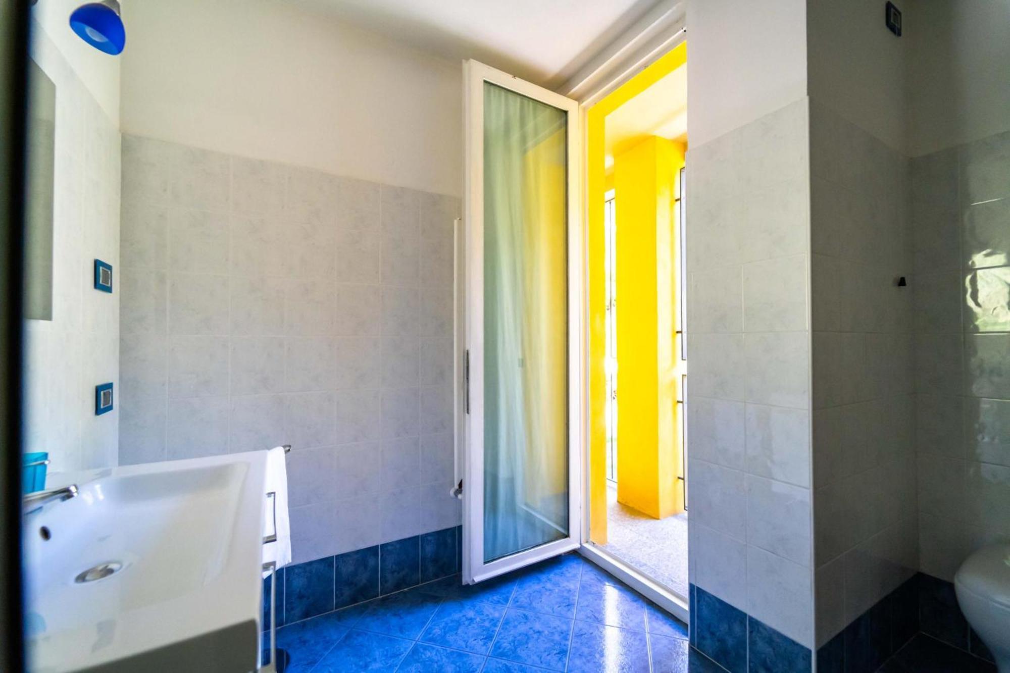 Montebello Lecco Room photo